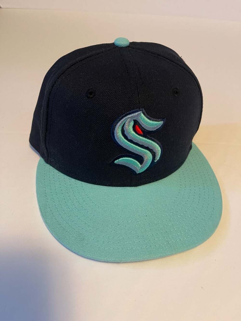 New Era Seattle Kraken 59FIFTY Fitted Hat Navy/Teal Size 7 1/4